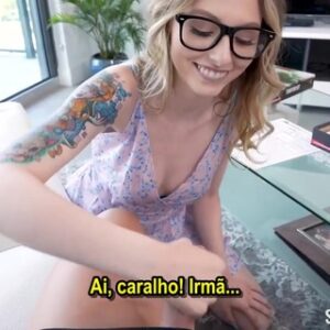 SISLOVESME – Irmãzinha Nerd Pegando no Pau do Irmão